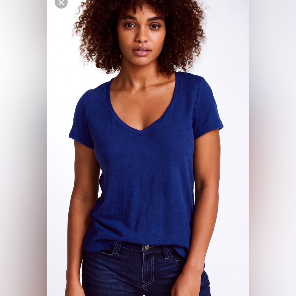 Express V-Neck Tee XS NWOT